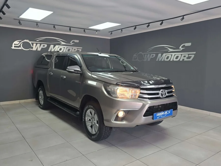 Used 2017 Toyota Hilux 2.8GD-6 double cab 4x4 Raider Dakar auto - WP Motors Used 2017 Toyota Hilux 2.8GD-6 double cab 4x4 Raider Dakar auto - WP Motors