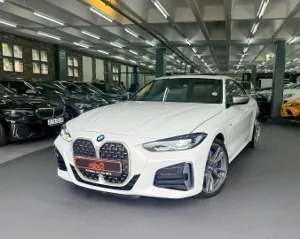 Used 2021 BMW 4 Series M440i xDrive coupe
