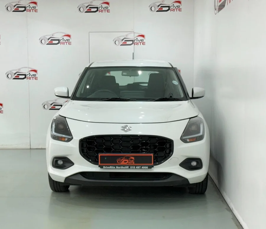Used 2025 Suzuki Swift 1.2 GLX manual - Driverite Northcliff Used 2025 Suzuki Swift 1.2 GLX manual - Driverite Northcliff