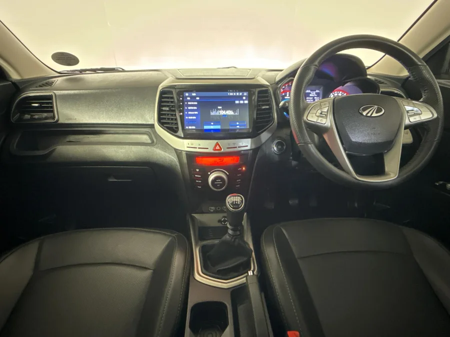 Used 2022 Mahindra XUV300 1.5TD W8 - WeBuyCars Montana