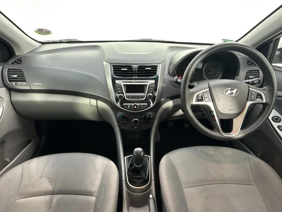 Used 2015 Hyundai Accent hatch 1.6 Fluid - WeBuyCars Germiston