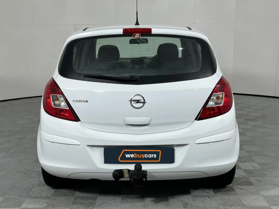 Preloaded Image 11