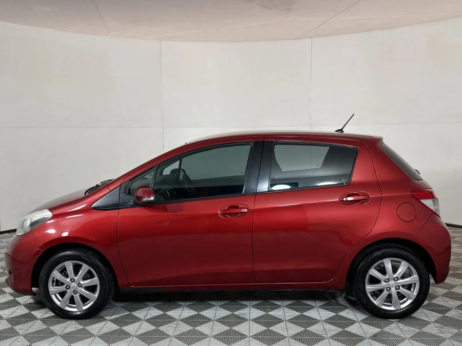 Used 2012 Toyota Yaris 5-door 1.3 Xi - WeBuyCars JHB South Used 2012 Toyota Yaris 5-door 1.3 Xi - WeBuyCars JHB South