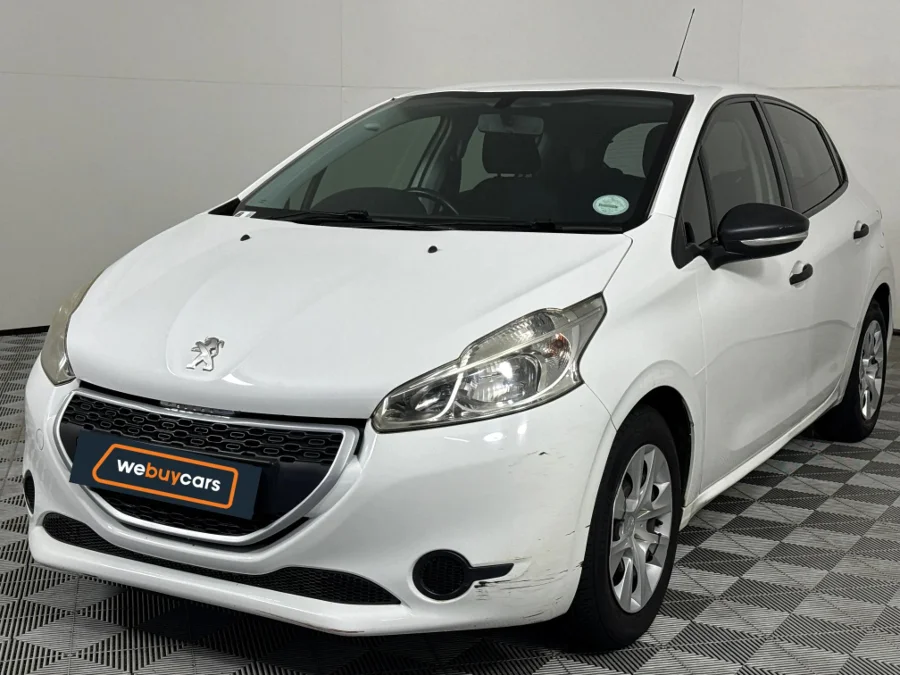 Used 2013 Peugeot 208 5-door 1.6 Allure - WeBuyCars Vereeniging Used 2013 Peugeot 208 5-door 1.6 Allure - WeBuyCars Vereeniging