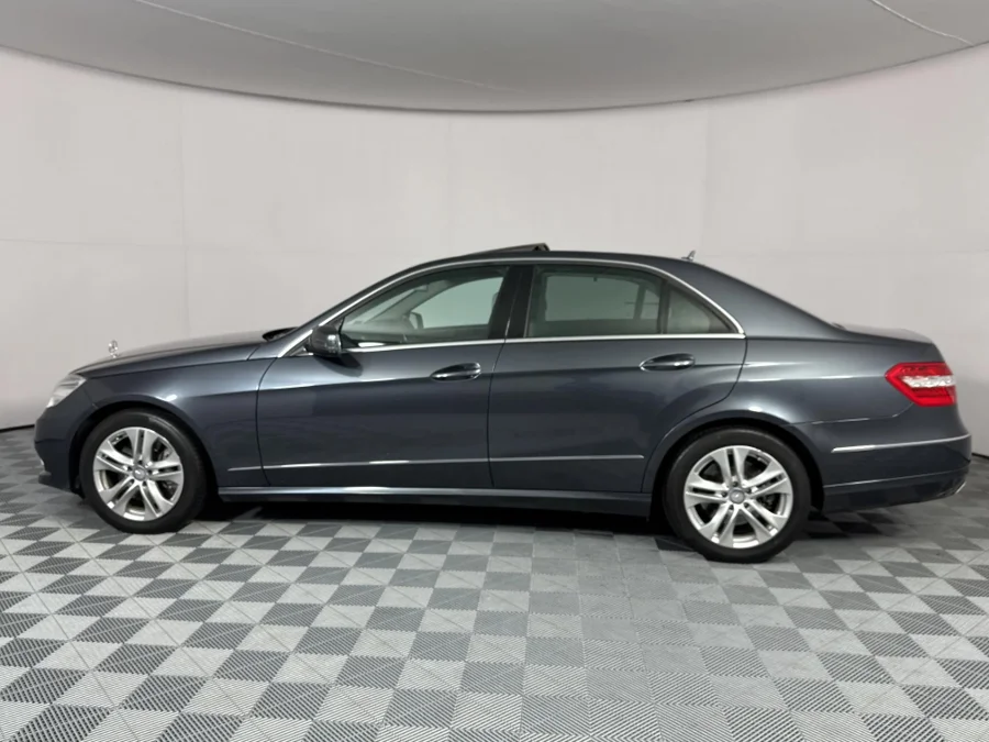 Used 2009 Mercedes-Benz E-Class E500 Elegance - WeBuyCars Lansdowne