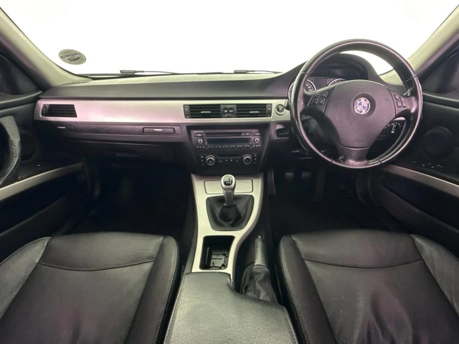 Used 2011 BMW 3 Series 320i Exclusive - WeBuycars East London Used 2011 BMW 3 Series 320i Exclusive - WeBuycars East London