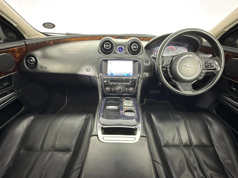Used 2010 Jaguar XJ 5.0 Premium Luxury - WeBuyCars Pietermaritzburg