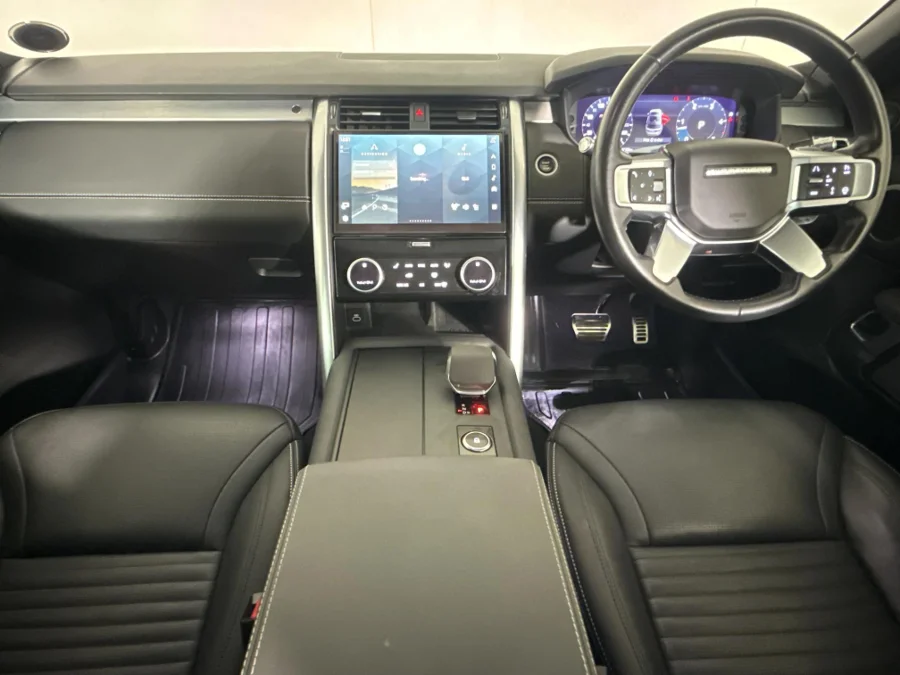 Used 2021 Land Rover Discovery D300 Dynamic SE - WeBuyCars The Dome Used 2021 Land Rover Discovery D300 Dynamic SE - WeBuyCars The Dome