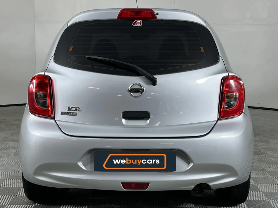 Preloaded Image 11