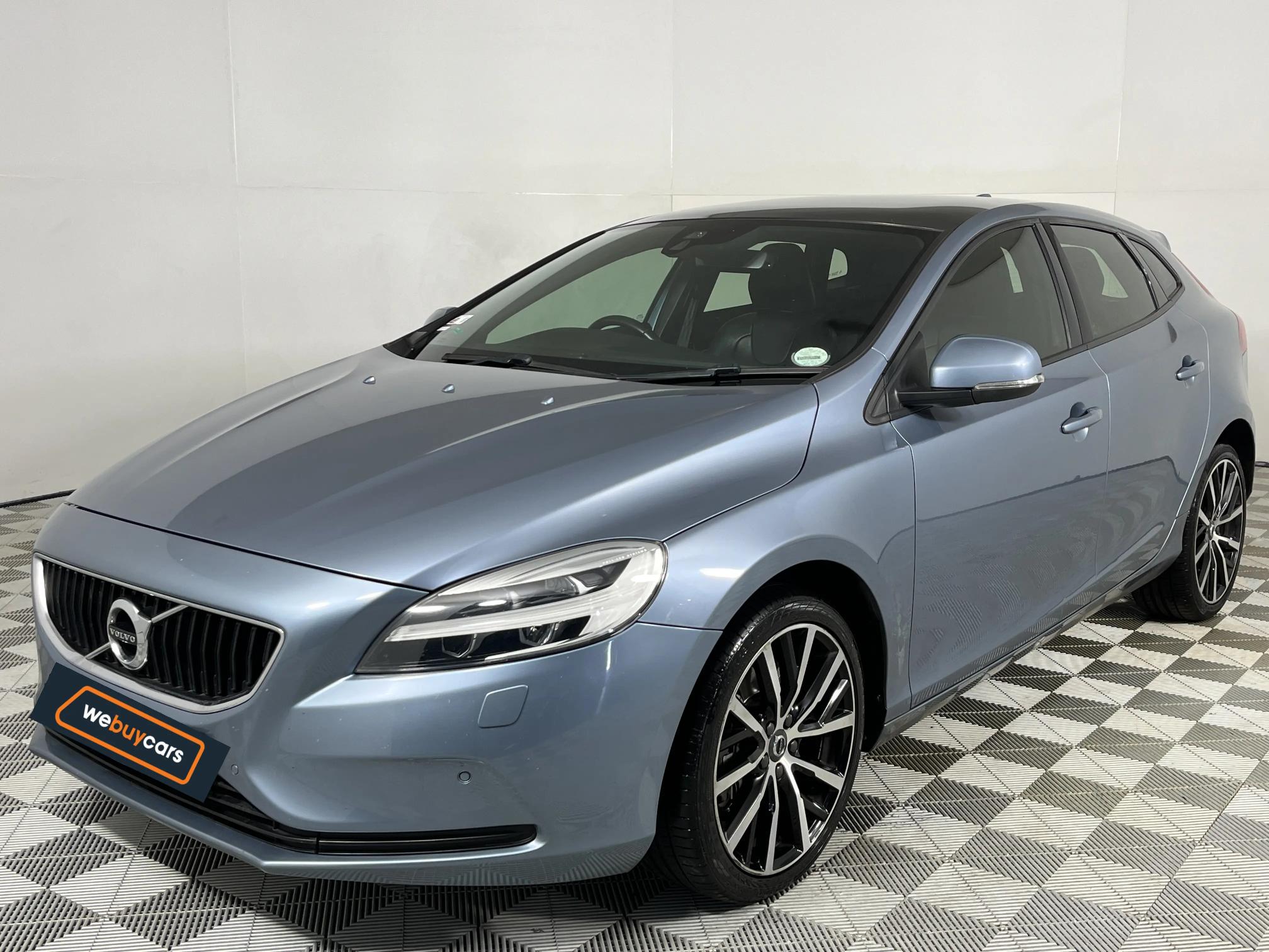 Used 2018 Volvo V40 D3 Momentum