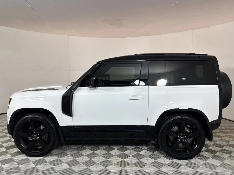Used 2021 Land Rover Defender 90 D300 X-Dynamic HSE - WeBuyCars JHB South