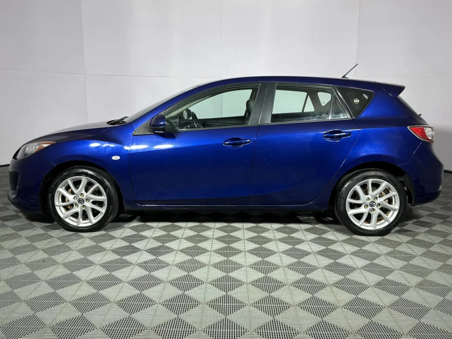 Used 2013 Mazda Mazda3 Sport 1.6 Dynamic - WeBuyCars Rustenburg Used 2013 Mazda Mazda3 Sport 1.6 Dynamic - WeBuyCars Rustenburg