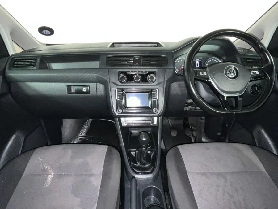 Used 2017 Volkswagen Caddy 1.6 crew bus - WeBuyCars Montana