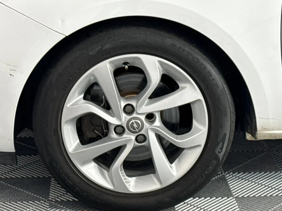 Preloaded Image 3