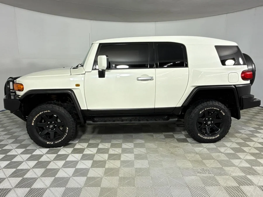 Used 2017 Toyota FJ Cruiser - WeBuyCars Silverlakes Used 2017 Toyota FJ Cruiser - WeBuyCars Silverlakes