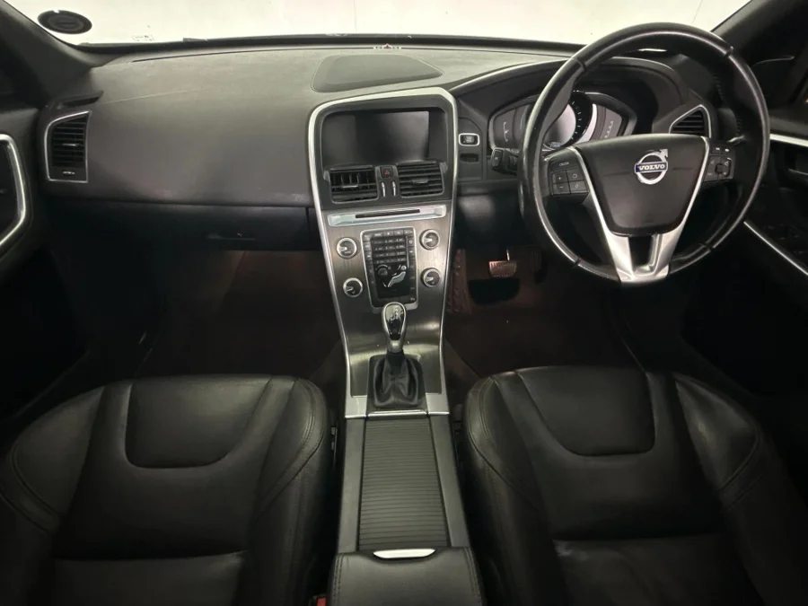 Used 2016 Volvo XC60 T5 Momentum - WeBuyCars Silverlakes Used 2016 Volvo XC60 T5 Momentum - WeBuyCars Silverlakes