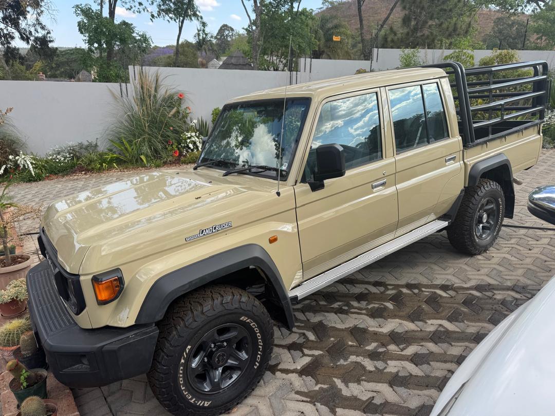 Used 2025 Toyota Lan