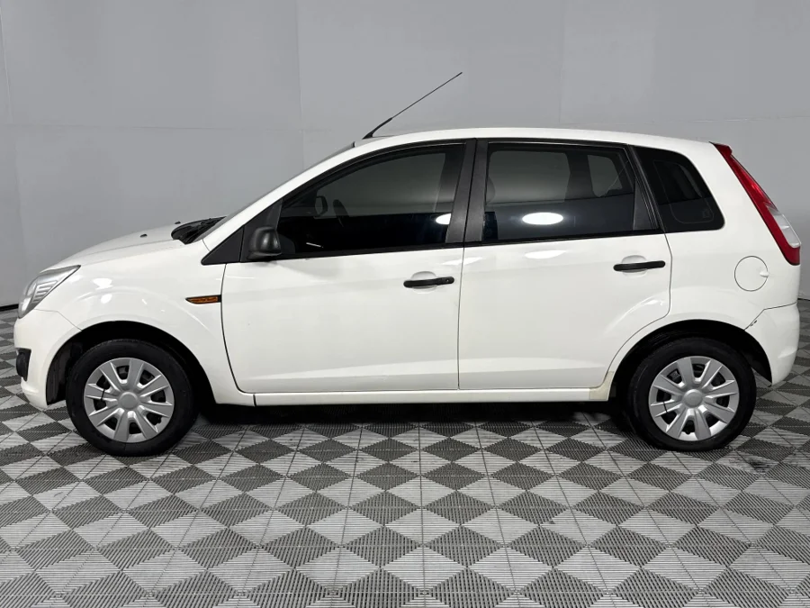 Used 2014 Ford Figo 1.4TDCi Ambiente - WeBuyCars Richmond Used 2014 Ford Figo 1.4TDCi Ambiente - WeBuyCars Richmond