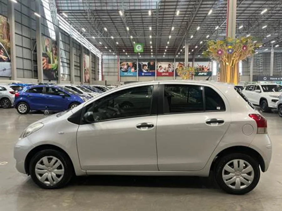 Used 2011 Toyota Yaris 1.3 - Private Seller Used 2011 Toyota Yaris 1.3 - Private Seller