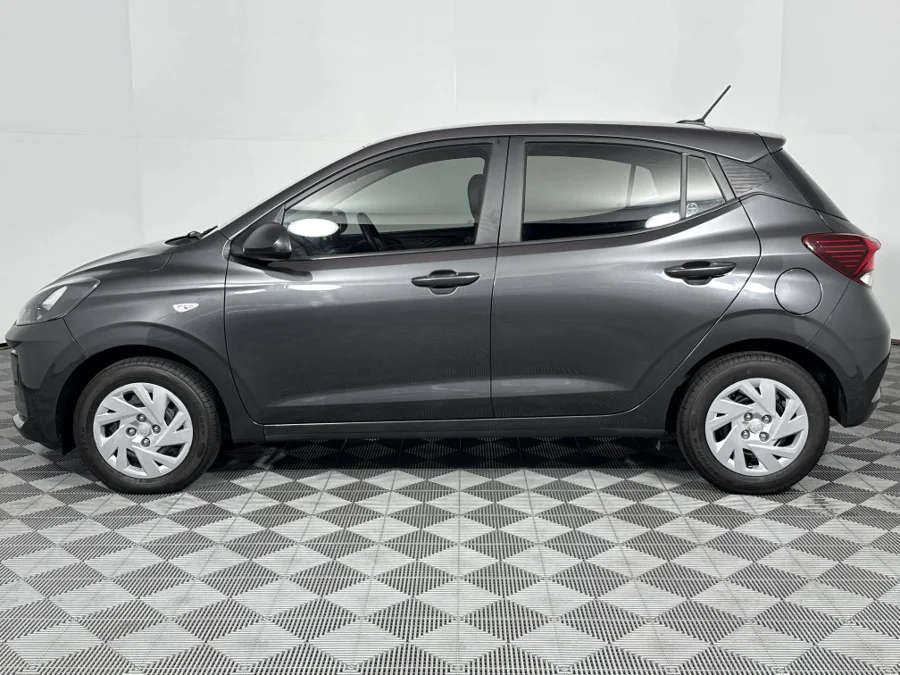 Used 2025 Hyundai Grand i10 1.2 Premium hatch - WeBuyCars Richmond Used 2025 Hyundai Grand i10 1.2 Premium hatch - WeBuyCars Richmond