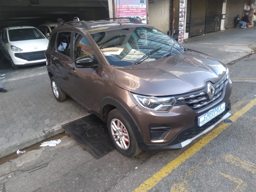 Used 2024 Renault Triber 1.0 Dynamique - Carmart Auto Dealer Used 2024 Renault Triber 1.0 Dynamique - Carmart Auto Dealer