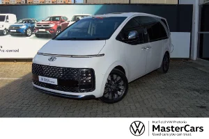 Used 2023 Hyundai Staria 2.2D Luxury