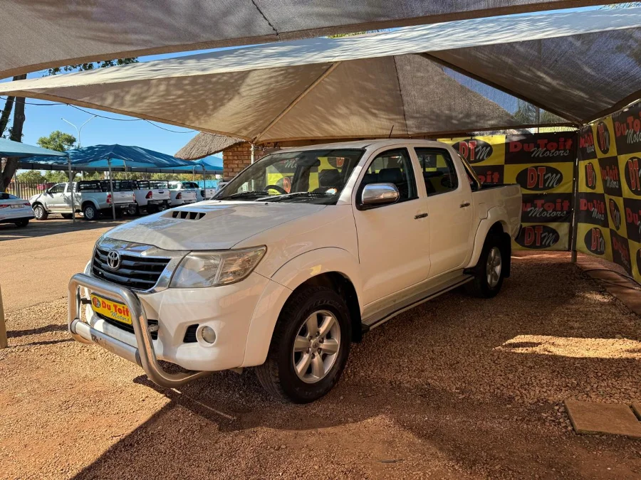 Used 2011 Toyota Hilux 3.0D-4D double cab 4x4 Raider Legend 40 - Du Toit Motors Used 2011 Toyota Hilux 3.0D-4D double cab 4x4 Raider Legend 40 - Du Toit Motors