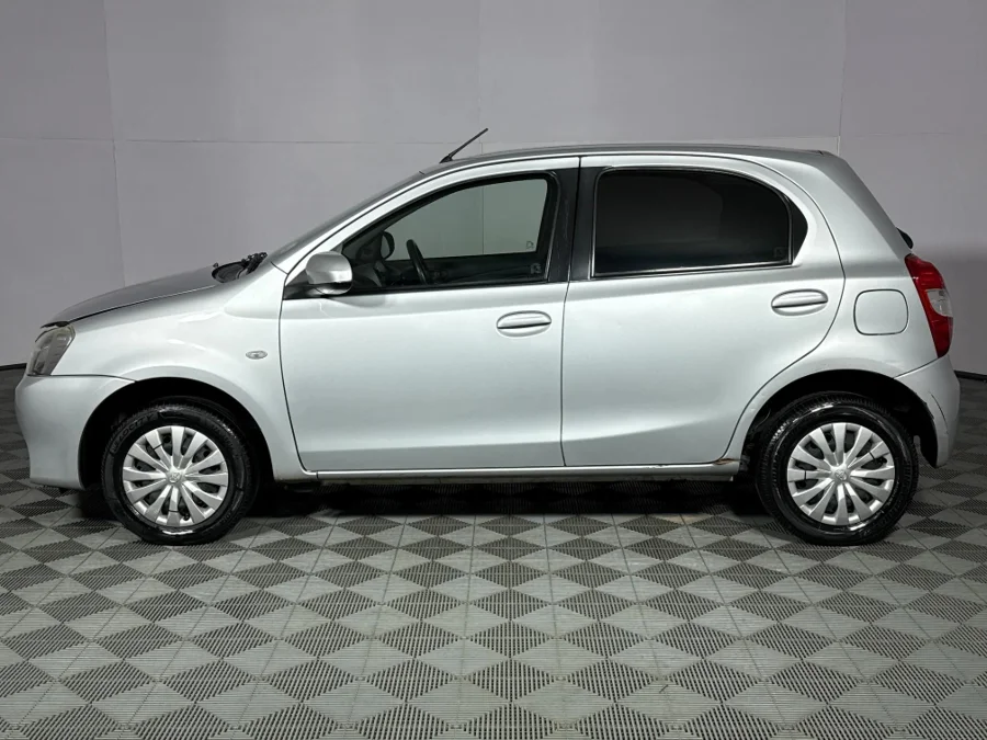 Used 2020 Toyota Etios hatch 1.5 Sprint - WeBuyCars Rustenburg Used 2020 Toyota Etios hatch 1.5 Sprint - WeBuyCars Rustenburg
