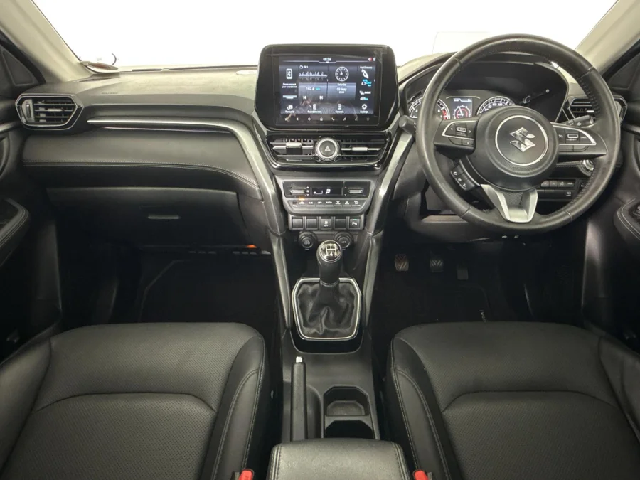 Used 2023 Suzuki Grand Vitara 1.5 GLX manual - WeBuyCars The Dome