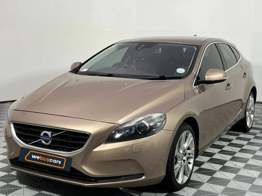 Used 2014 Volvo V40 D3 Excel - WeBuyCars Germiston Used 2014 Volvo V40 D3 Excel - WeBuyCars Germiston