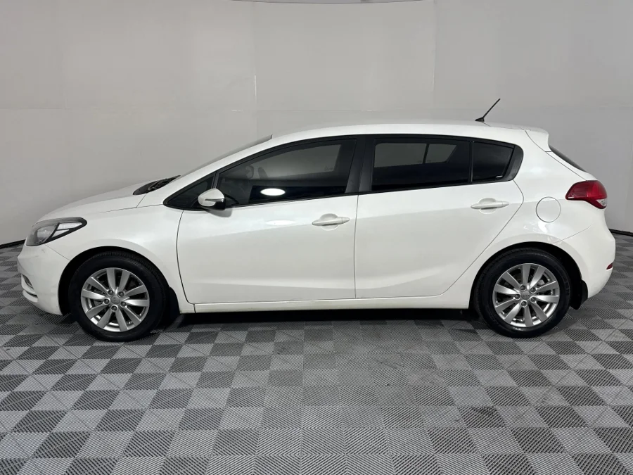 Used 2014 Kia Cerato hatch 1.6 EX - WeBuyCars Germiston