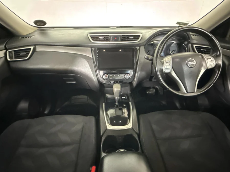 Used 2014 Nissan X-Trail 2.5 4x4 SE - WeBuyCars JHB South