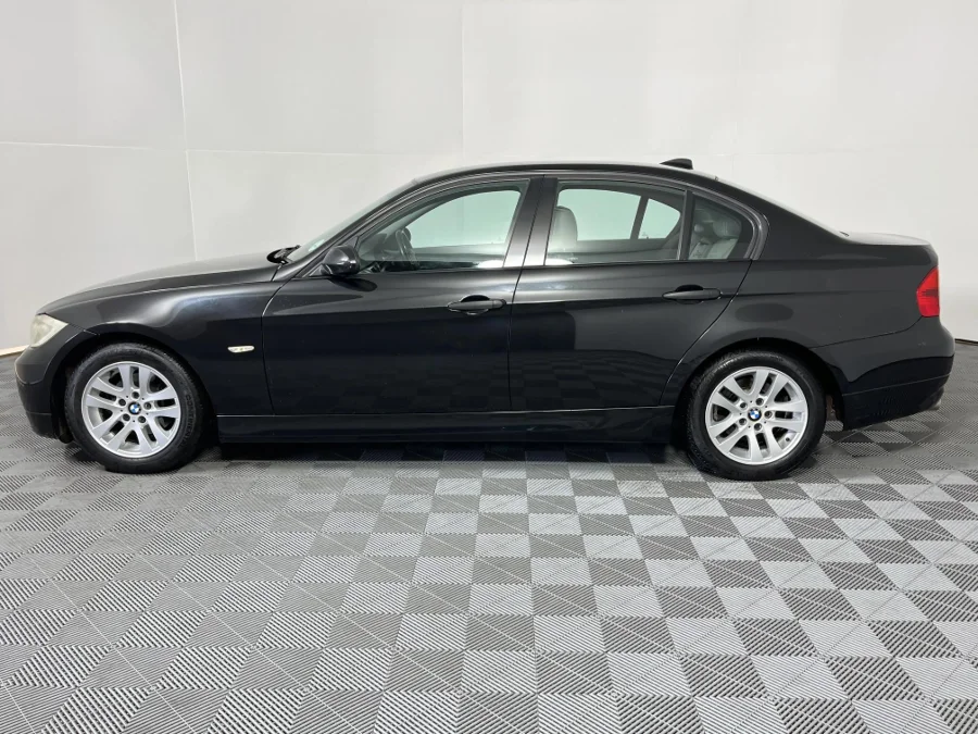 Used 2005 BMW 3 Series 320i - WeBuyCars Montana