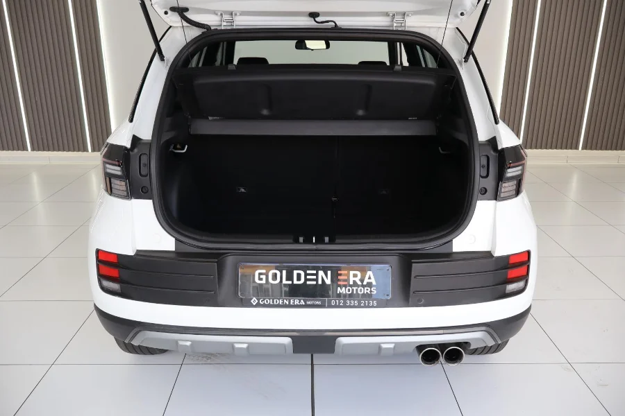 Used 2023 Hyundai Venue 1.0T N Line - Golden Era Motors Used 2023 Hyundai Venue 1.0T N Line - Golden Era Motors