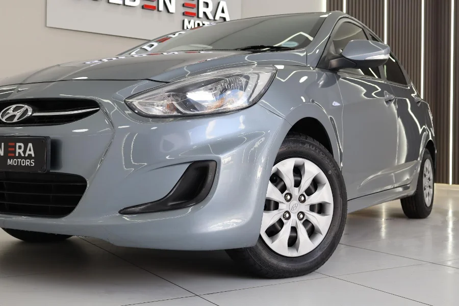Used 2019 Hyundai Accent sedan 1.6 Fluid - Golden Era Motors Used 2019 Hyundai Accent sedan 1.6 Fluid - Golden Era Motors