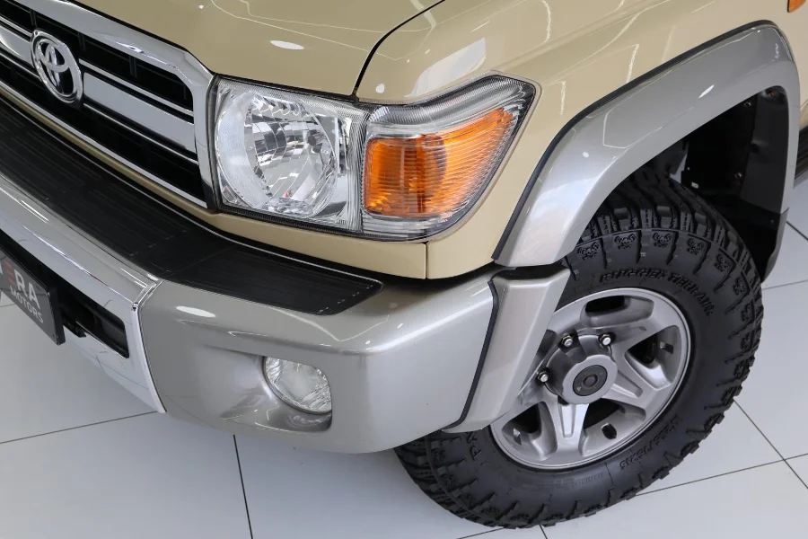 Used 2023 Toyota Land Cruiser 79 4.0 V6 double cab - Golden Era Motors Used 2023 Toyota Land Cruiser 79 4.0 V6 double cab - Golden Era Motors