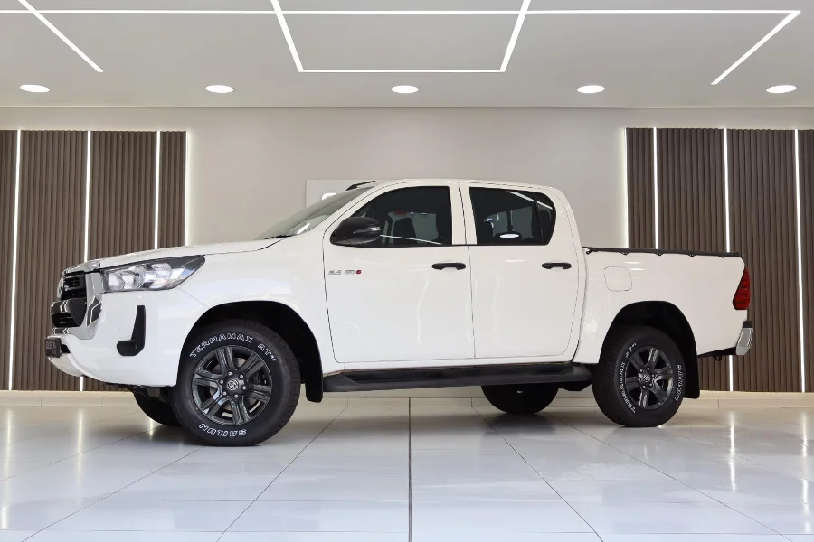 Used 2024 Toyota Hilux 2.4GD-6 double cab Raider auto - Golden Era Motors Used 2024 Toyota Hilux 2.4GD-6 double cab Raider auto - Golden Era Motors
