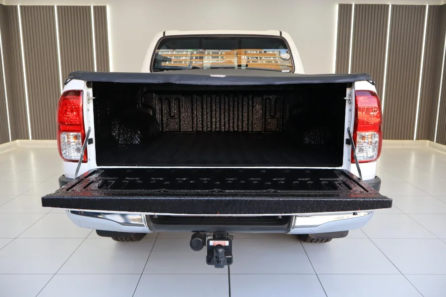 Used 2024 Toyota Hilux 2.4GD-6 double cab Raider auto - Golden Era Motors Used 2024 Toyota Hilux 2.4GD-6 double cab Raider auto - Golden Era Motors