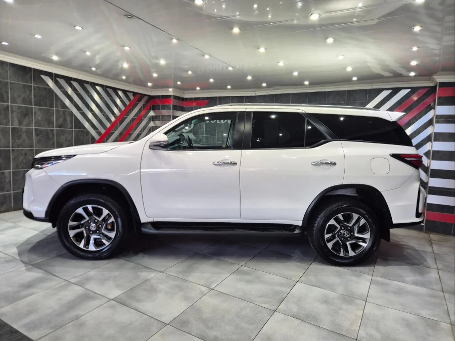 Used 2024 Toyota Fortuner 2.4GD-6 auto - Golden Era Motors Johan Heyns Dr Used 2024 Toyota Fortuner 2.4GD-6 auto - Golden Era Motors Johan Heyns Dr