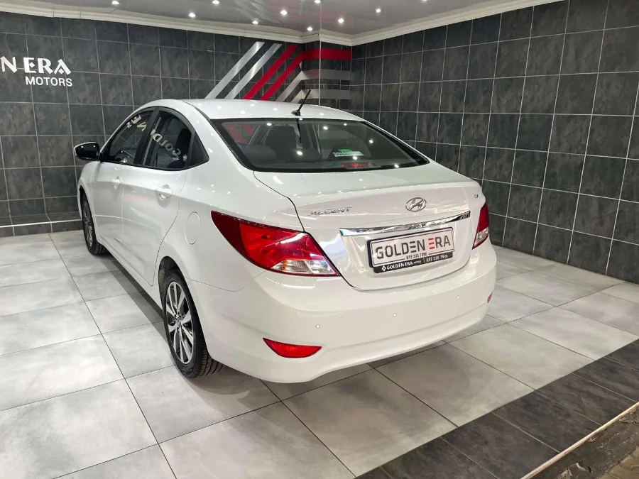 Used 2019 Hyundai Accent sedan 1.6 Fluid - Golden Era Motors Johan Heyns Dr