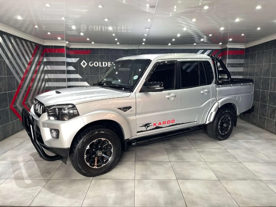Used 2023 Mahindra Pik Up 2.2CRDe double cab S11 - Golden Era Motors Johan Heyns Dr Used 2023 Mahindra Pik Up 2.2CRDe double cab S11 - Golden Era Motors Johan Heyns Dr