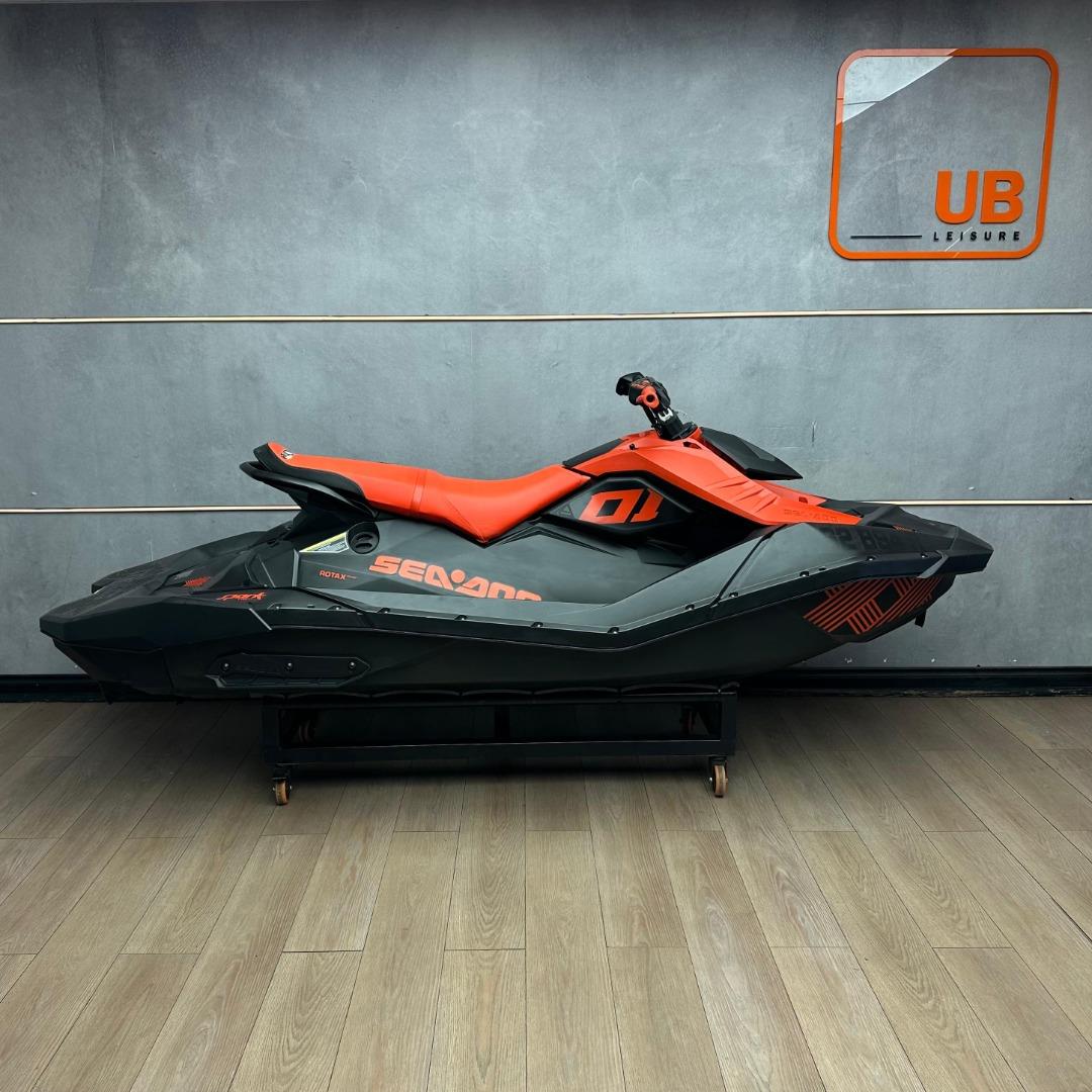 Used 2022 Seadoo SPARK TRIXX 3UP 90HP