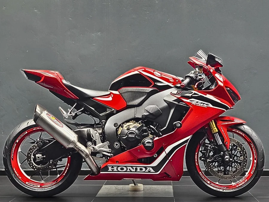 Used 2019 Honda CBR1000 RR - Bikeshop Boksburg Used 2019 Honda CBR1000 RR - Bikeshop Boksburg