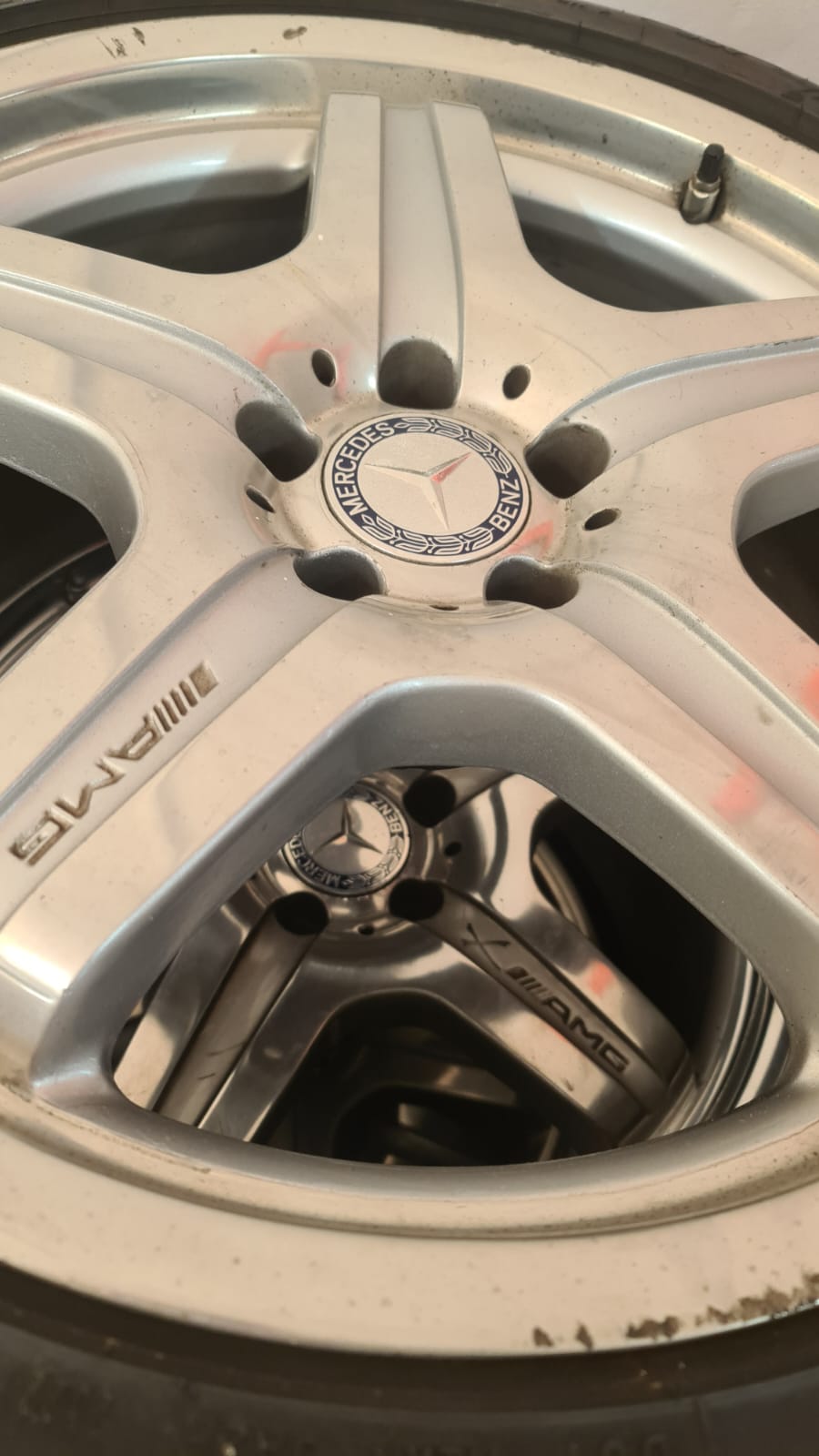 Used MERC ML500 2015 7 x TYRES & 4 x RIMS FOR SALE for sale in Used MERC ML500 2015 7 x TYRES & 4 x RIMS FOR SALE for sale in