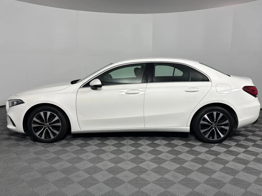 Used 2022 Mercedes-Benz A-Class A200 sedan Progressive - WeBuyCars Richmond