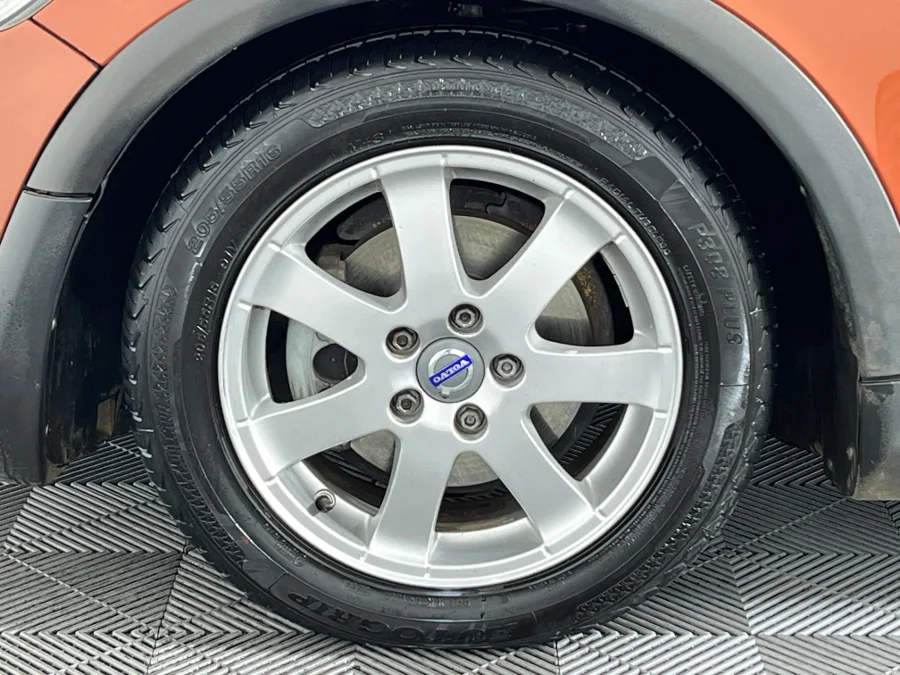 Preloaded Image 3