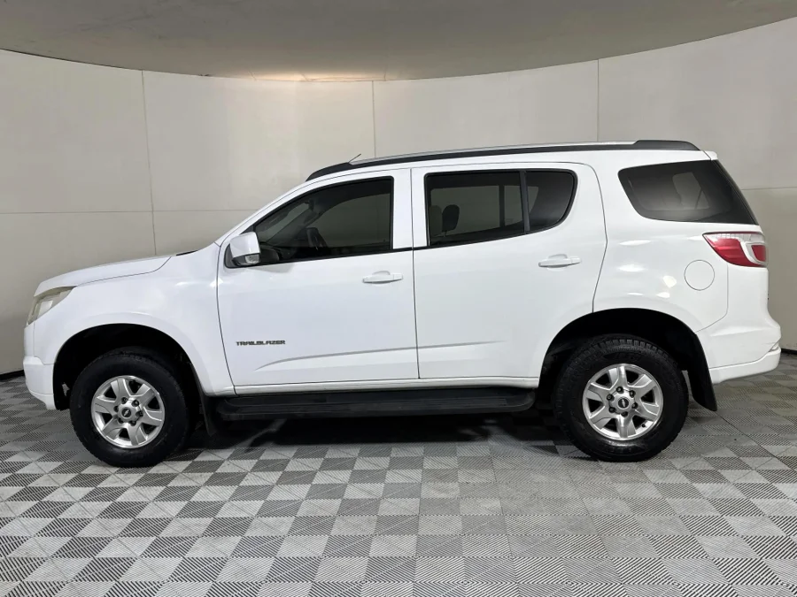 Used 2012 Chevrolet Trailblazer 2.5D LT - WeBuyCars Midstream Used 2012 Chevrolet Trailblazer 2.5D LT - WeBuyCars Midstream