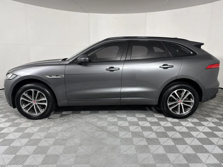 Used 2018 Jaguar F-Pace 25t AWD Chequered Flag - WeBuyCars The Dome Used 2018 Jaguar F-Pace 25t AWD Chequered Flag - WeBuyCars The Dome