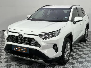 Used 2021 Toyota RAV4 2.0 VX (de-spec 21) Used 2021 Toyota RAV4 2.0 VX (de-spec 21)