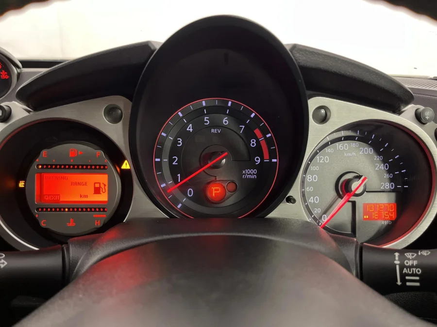 Used 2013 Nissan 370Z roadster automatic - WeBuyCars Gqeberha